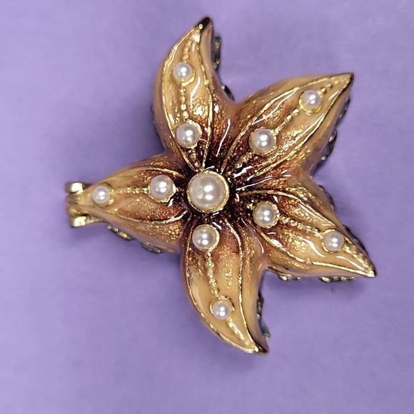 Monet - Picture 3 of 7